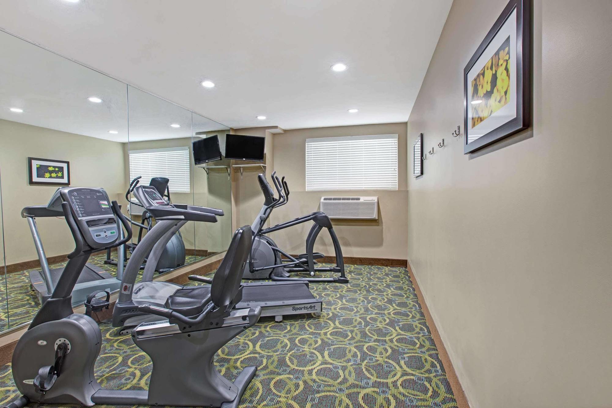 Days Inn & Suites By Wyndham Ozone Park/Jfk Airport New York Ngoại thất bức ảnh